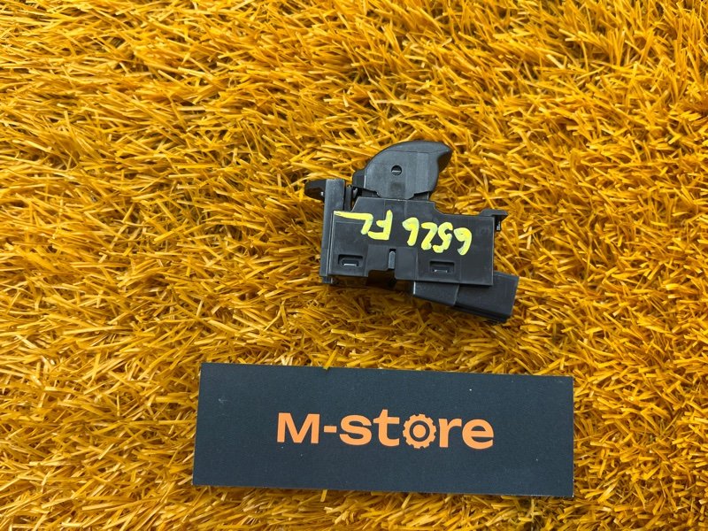 кнопка стеклоподъемника, 500 рублей, Красноярск