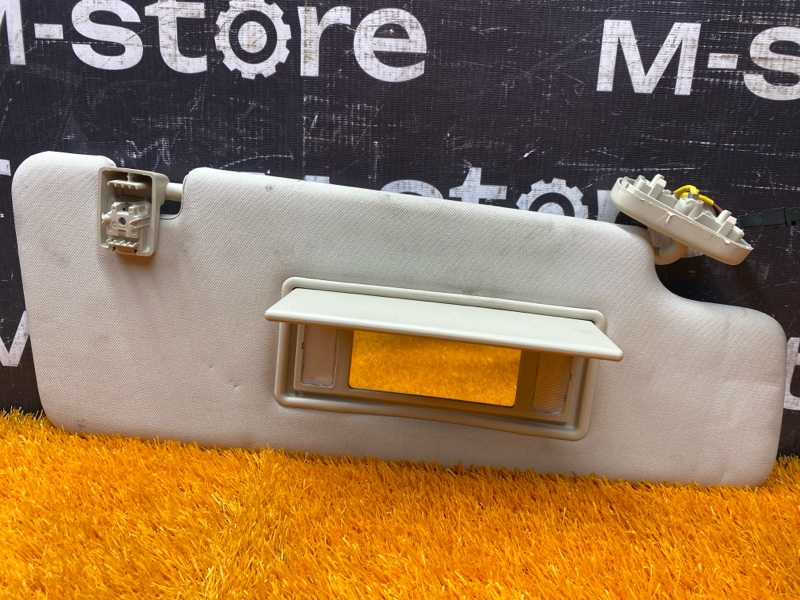 Козырек солнцезащитный, 500 рублей, Красноярск