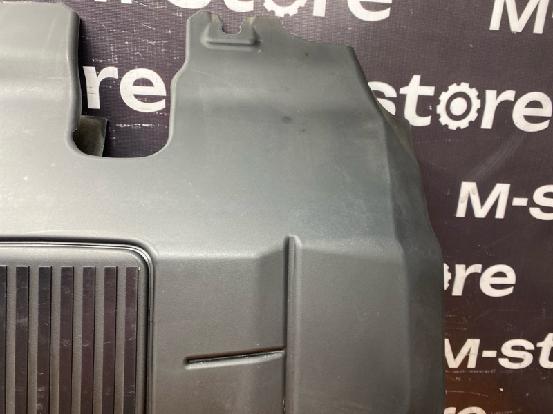 крышка двигателя, 2000 рублей, Красноярск