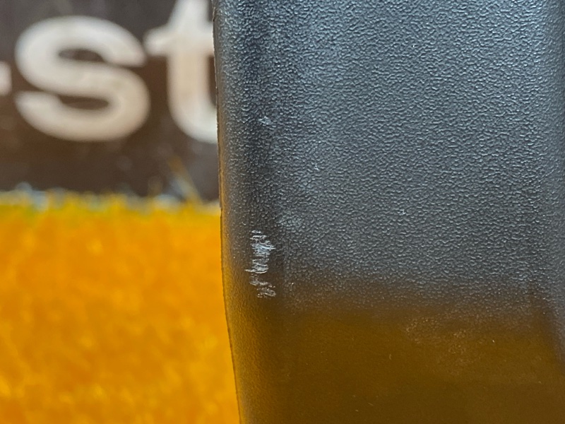 крышка двигателя, 2000 рублей, Красноярск