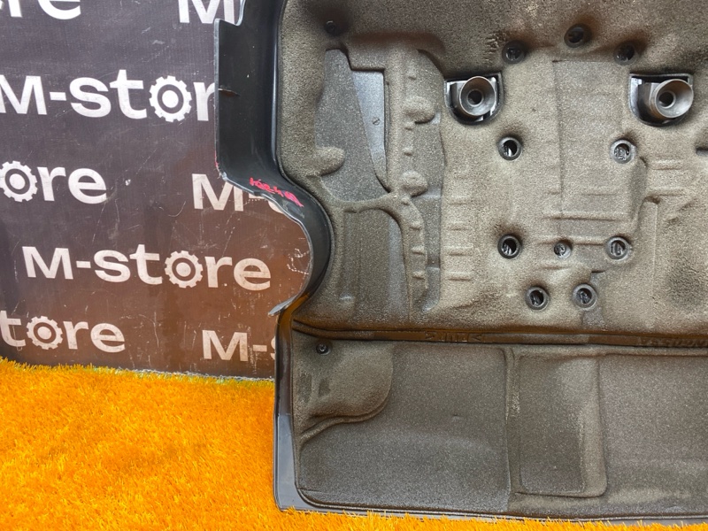 крышка двигателя, 2000 рублей, Красноярск