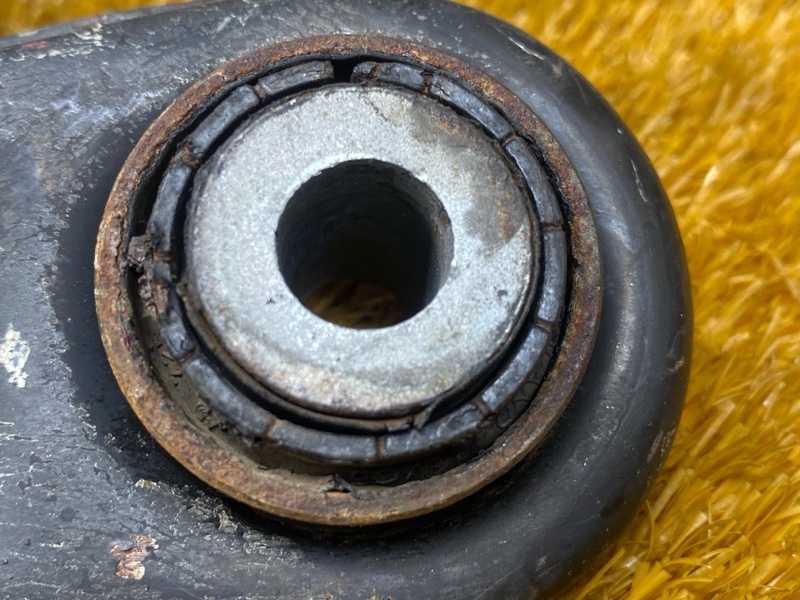 Рычаг подвески нижний, 1000 рублей, Красноярск