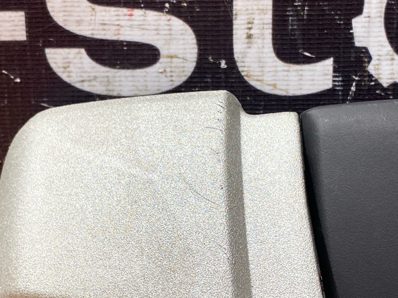 крышка двигателя, 1000 рублей, Красноярск