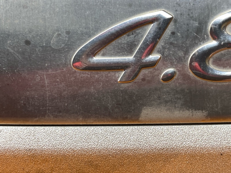 крышка двигателя, 1000 рублей, Красноярск