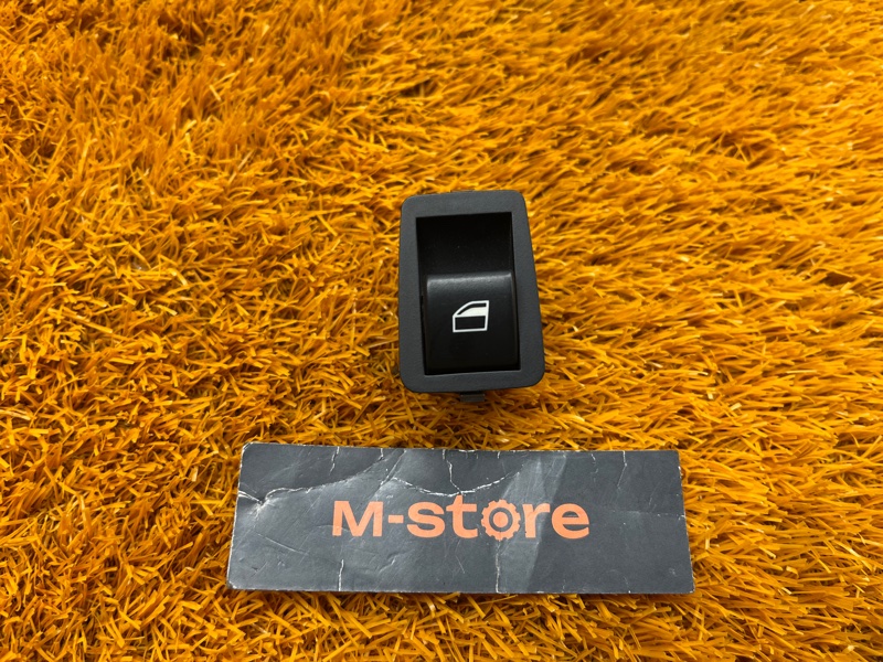 кнопка стеклоподъемника, 500 рублей, Красноярск