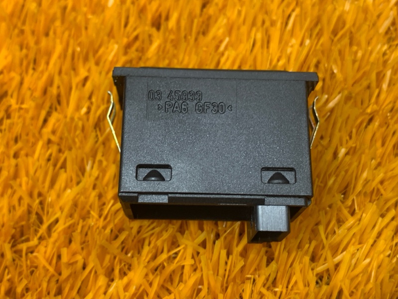 Кнопка антипробуксовочной системы, 600 рублей, Красноярск