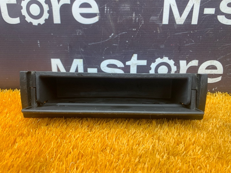 Бардачок в центральную консоль, 500 рублей, Красноярск