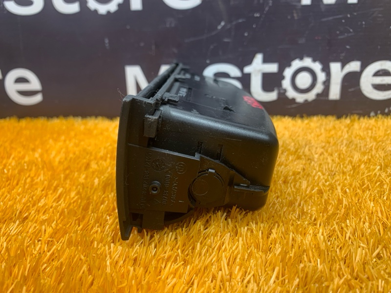 Бардачок в центральную консоль, 500 рублей, Красноярск