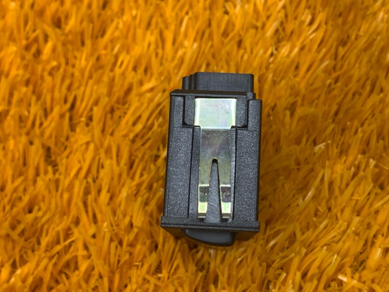 Кнопка антипробуксовочной системы, 600 рублей, Красноярск