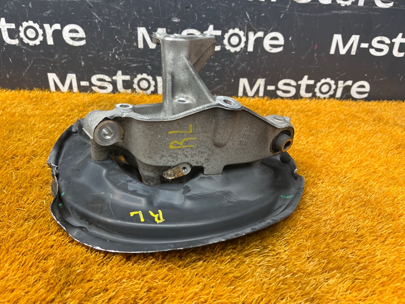 кулак поворотный, 2000 рублей, Красноярск