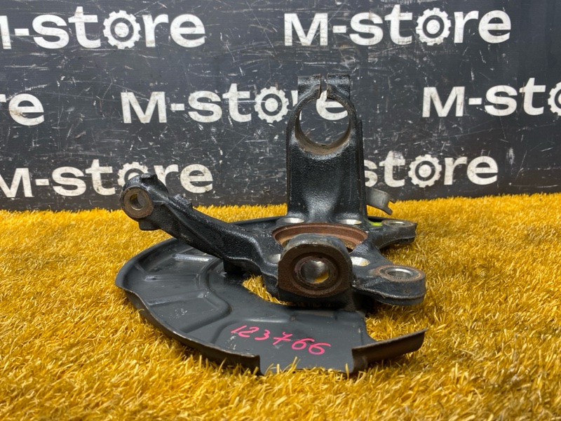 кулак поворотный, 1200 рублей, Красноярск