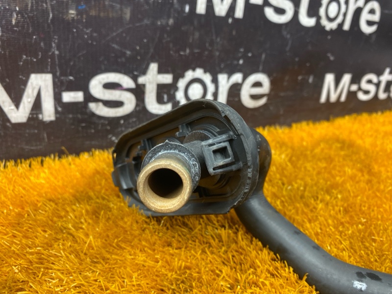 Патрубок системы охлаждения, 1000 рублей, Красноярск