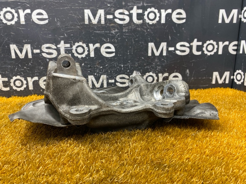 кулак поворотный, 500 рублей, Красноярск