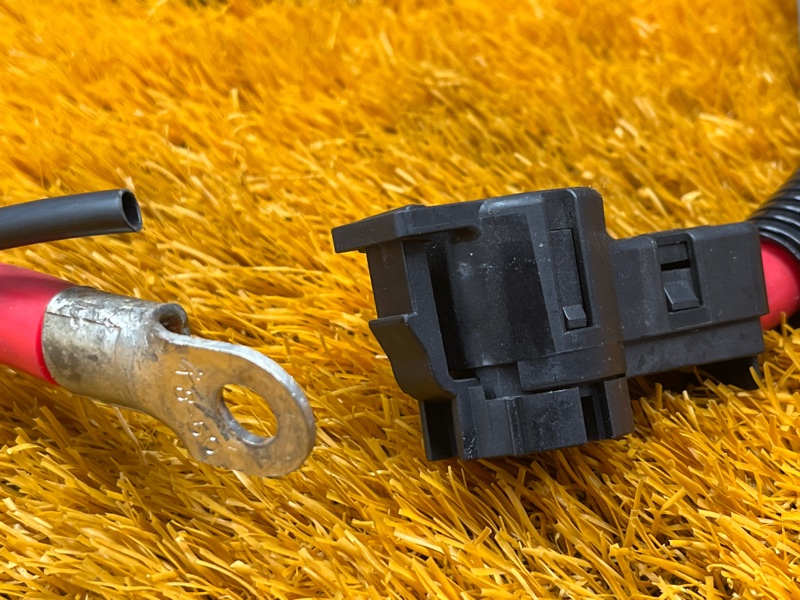 Клемма аккумулятора плюс, 900 рублей, Красноярск