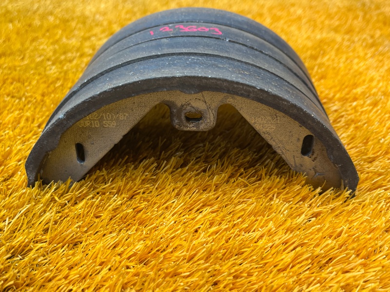 Колодки ручника, 1000 рублей, Красноярск