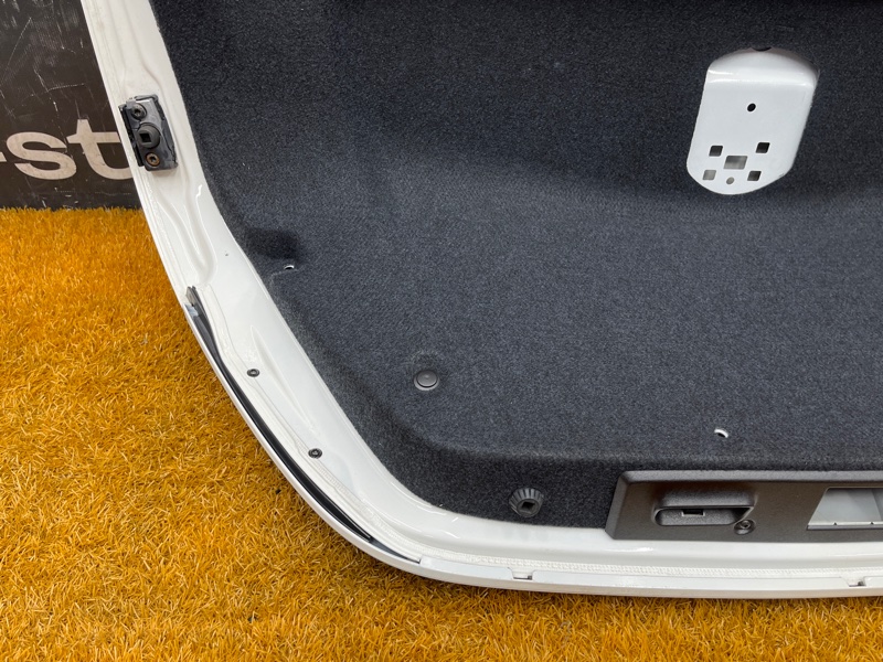 крышка багажника, 4000 рублей, Красноярск