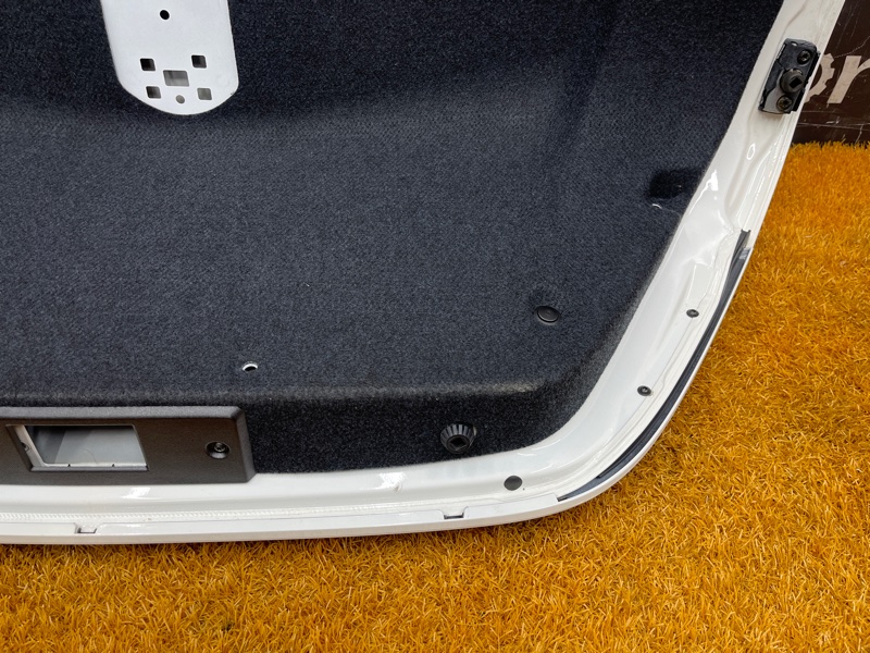 крышка багажника, 4000 рублей, Красноярск