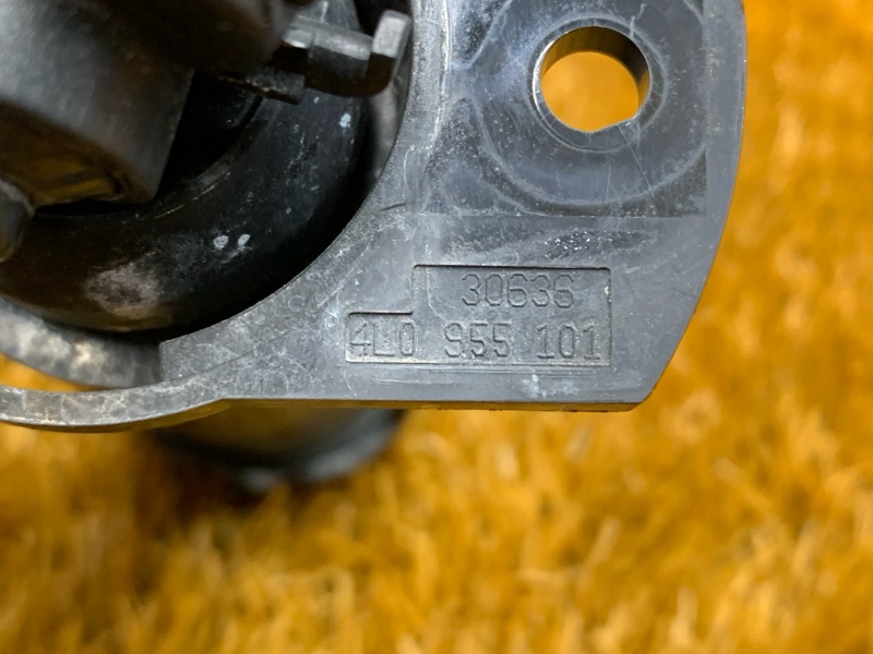 Форсунка омывателя фары, 2000 рублей, Красноярск