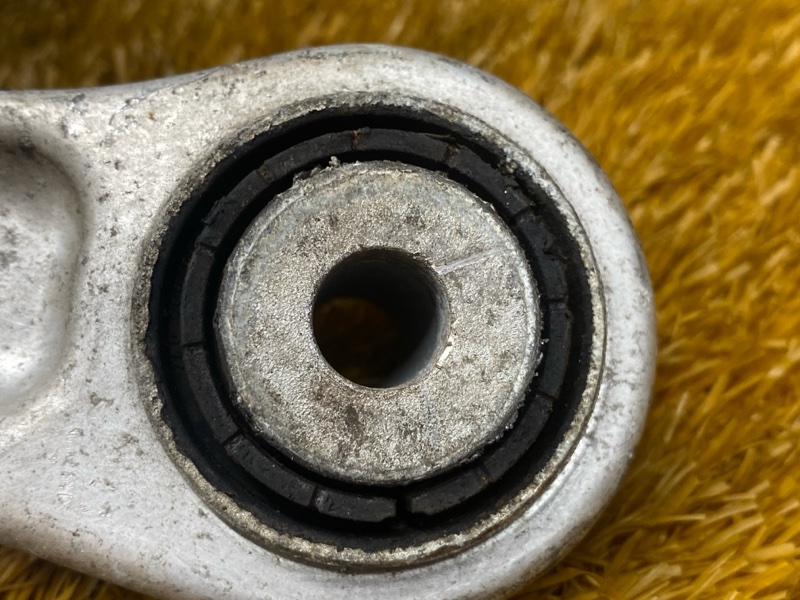 Рычаг подвески верхний, 1000 рублей, Красноярск