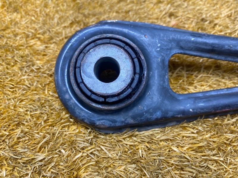 Рычаг подвески нижний, 1000 рублей, Красноярск