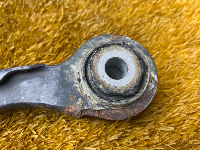 Рычаг подвески нижний, 500 рублей, Красноярск