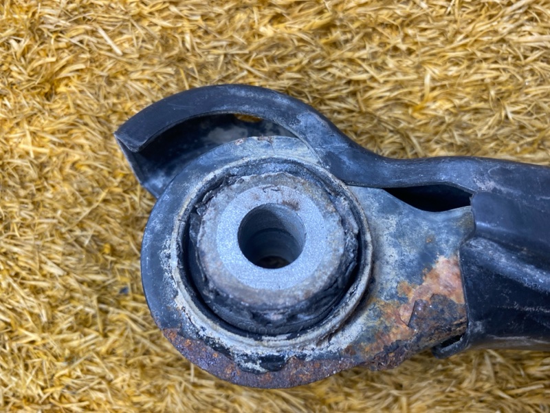 Рычаг подвески нижний, 1000 рублей, Красноярск