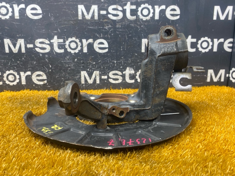 кулак поворотный, 1300 рублей, Красноярск