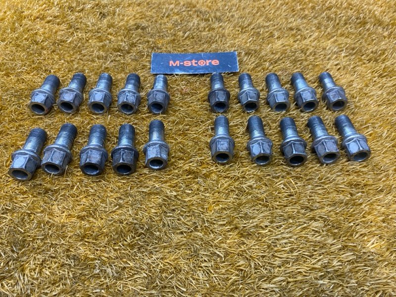 болт колесный, 2000 рублей, Красноярск