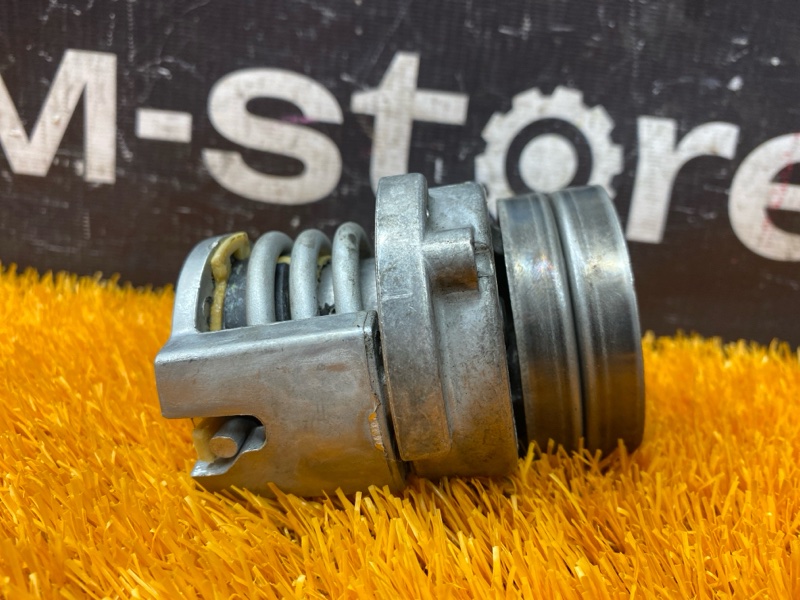 Натяжитель приводного ремня, 1000 рублей, Красноярск