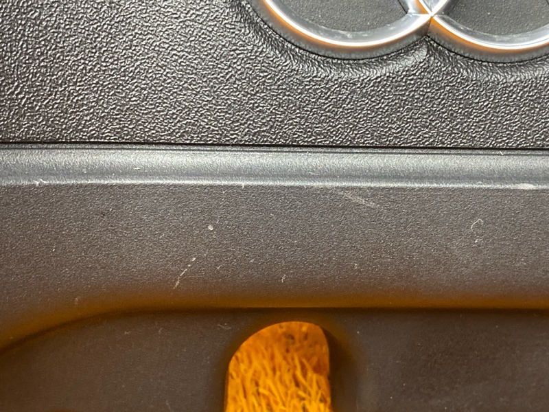 крышка двигателя, 1000 рублей, Красноярск