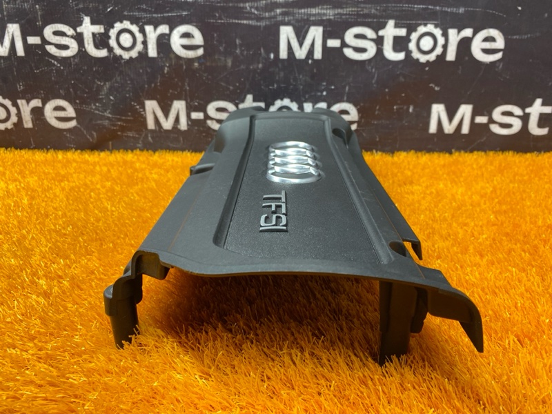 крышка двигателя, 1000 рублей, Красноярск