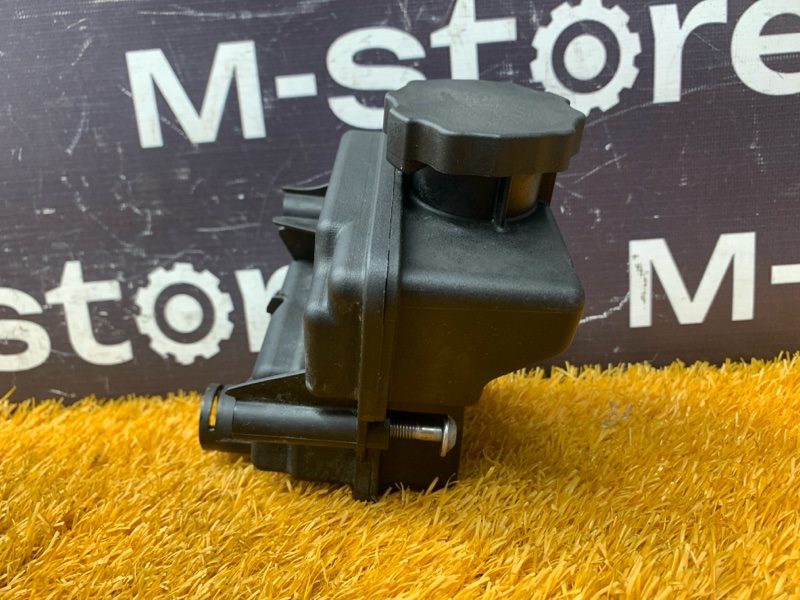 бачок гидроусилителя, 2000 рублей, Красноярск