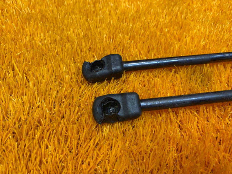 амортизатор капота, 500 рублей, Красноярск