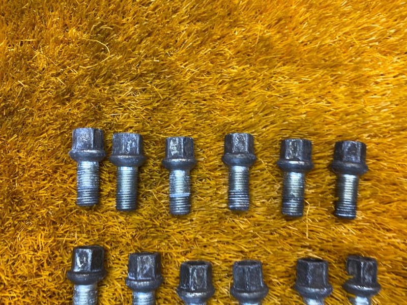 болт колесный, 1590 рублей, Красноярск