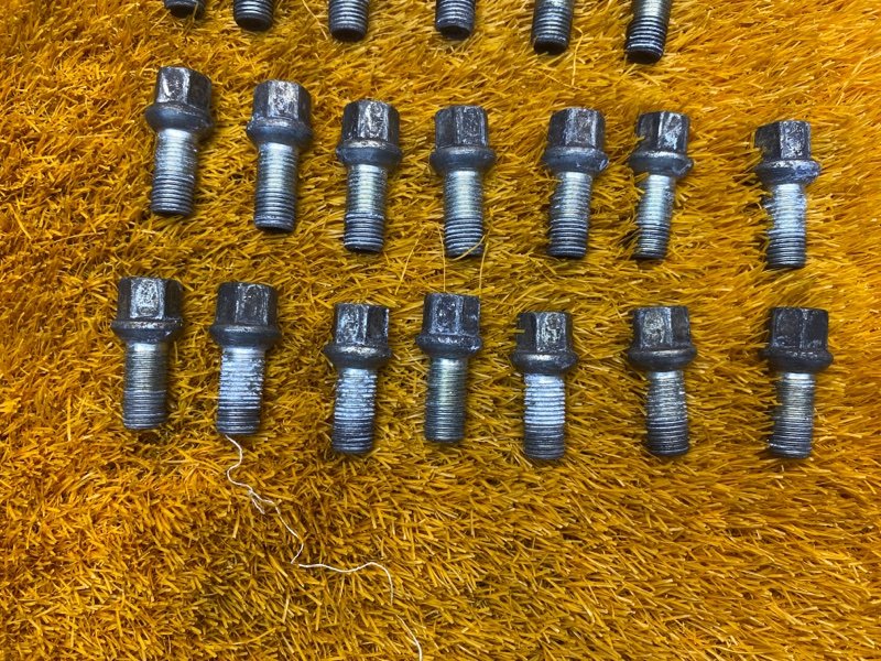 болт колесный, 1590 рублей, Красноярск