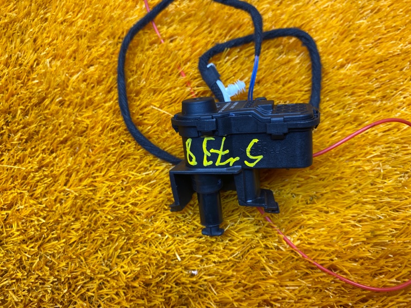 Замок лючка бензобака, 950 рублей, Красноярск