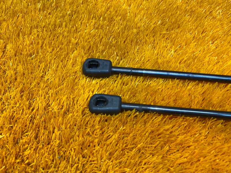 амортизатор багажника, 1000 рублей, Красноярск