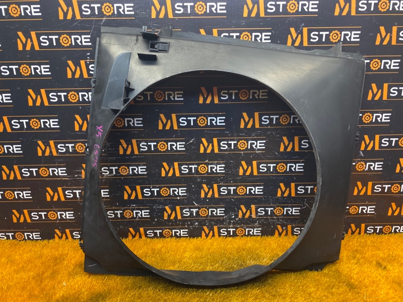 Диффузор радиатора, 7850 рублей, Красноярск