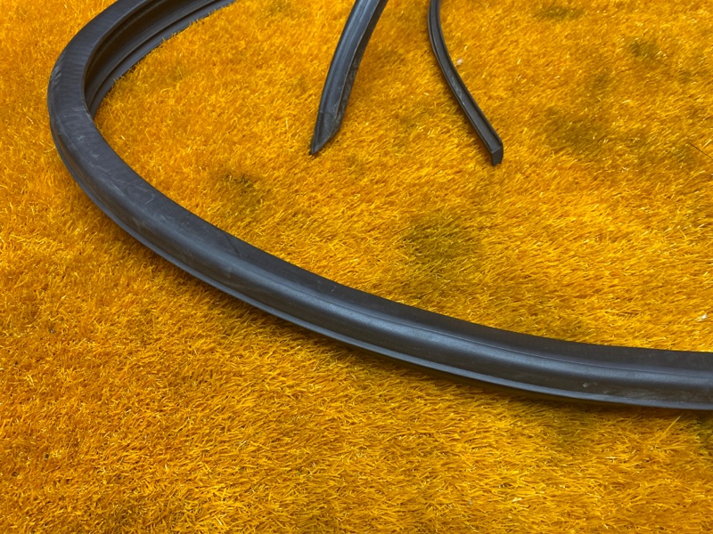 уплотнительная резинка, 1000 рублей, Красноярск