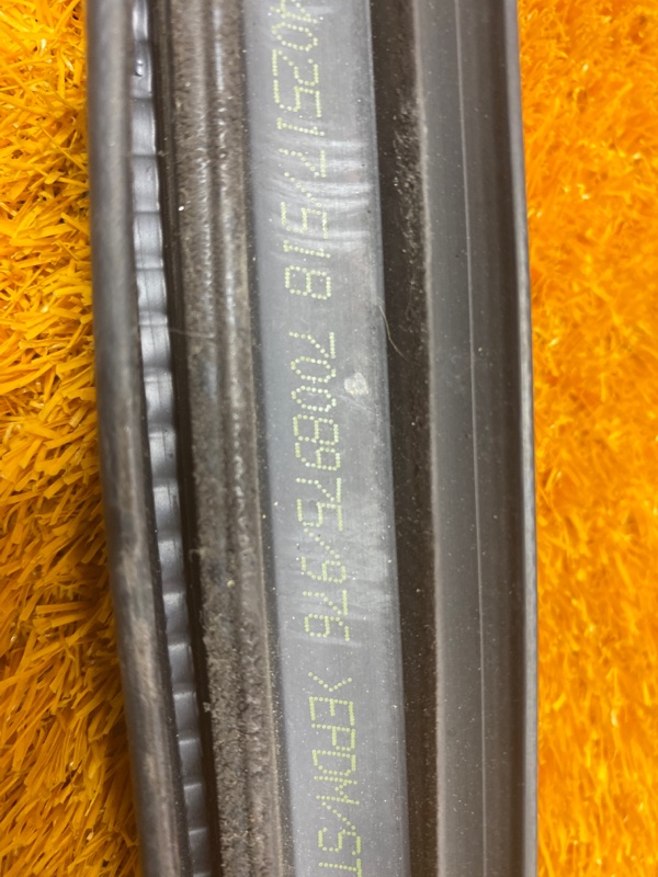 уплотнительная резинка, 1000 рублей, Красноярск