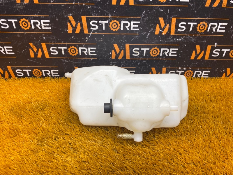 Бачок омывателя фар, 300 рублей, Красноярск