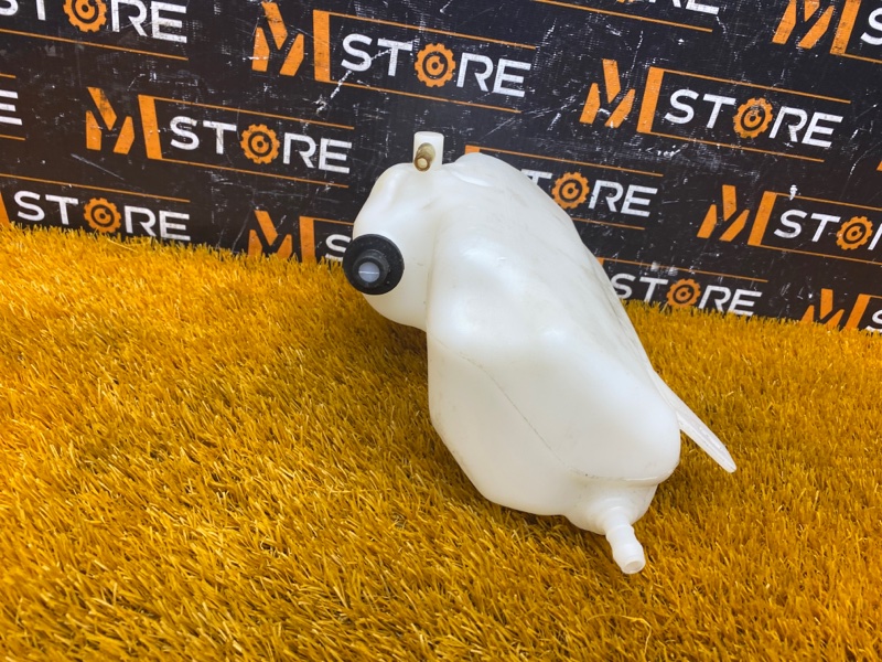 Бачок омывателя фар, 300 рублей, Красноярск