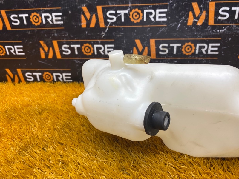 Бачок омывателя фар, 300 рублей, Красноярск