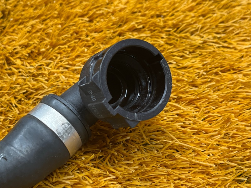 Патрубок системы охлаждения, 500 рублей, Красноярск