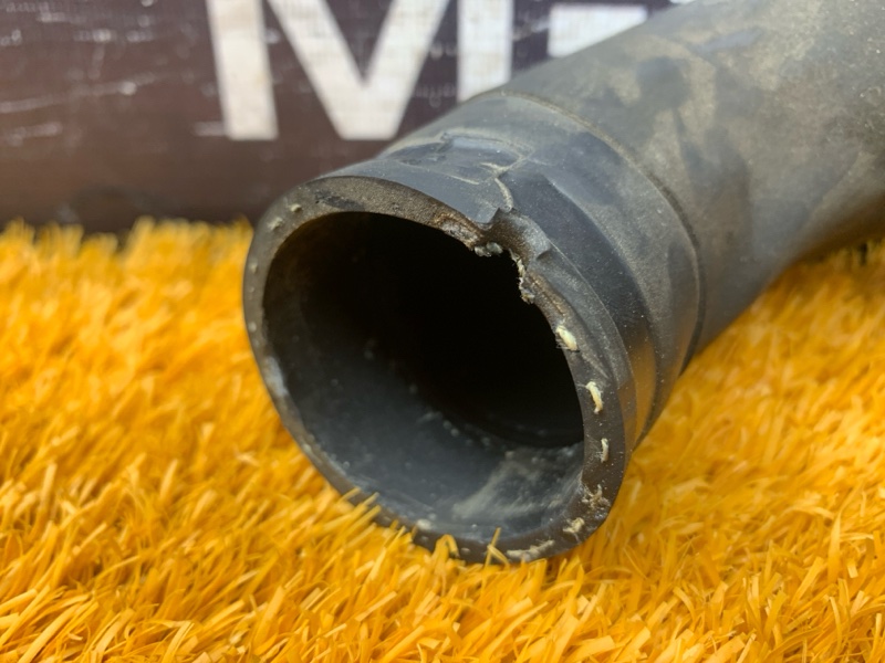 Патрубок радиатора нижний, 1500 рублей, Красноярск