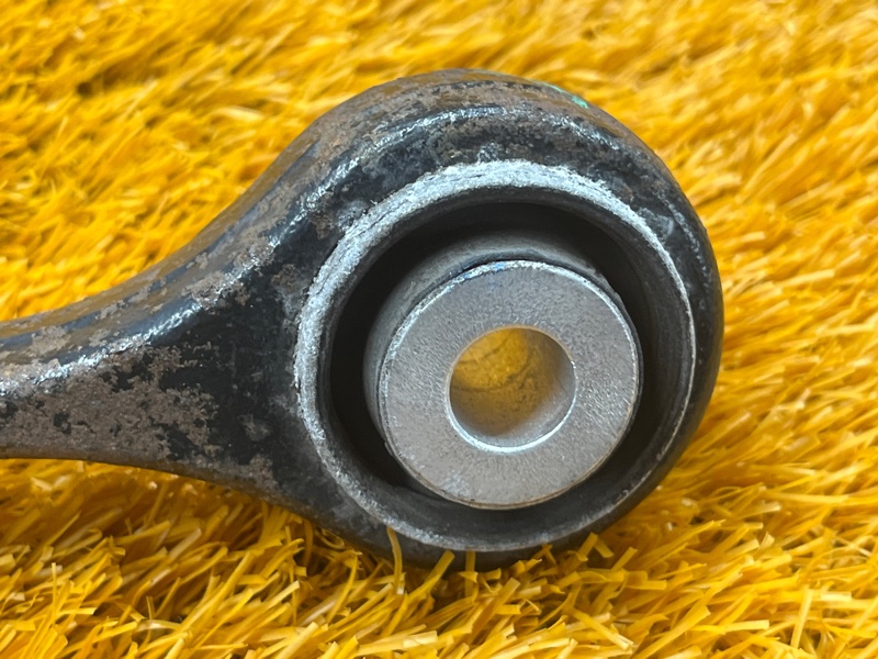 Рычаг подвески верхний, 1000 рублей, Красноярск