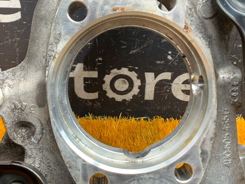 кулак поворотный, 2000 рублей, Красноярск