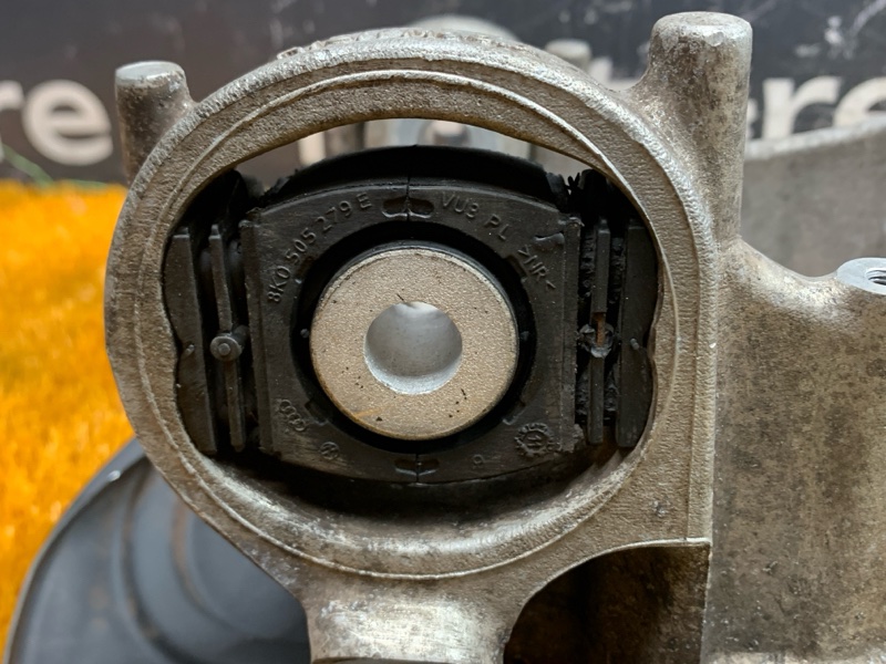 кулак поворотный, 2000 рублей, Красноярск