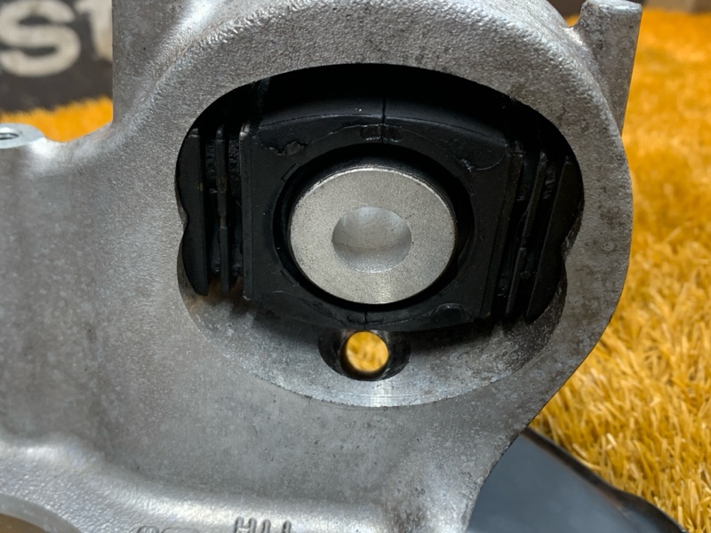 кулак поворотный, 2000 рублей, Красноярск