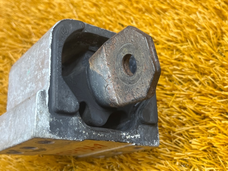 подушка кпп, 2000 рублей, Красноярск